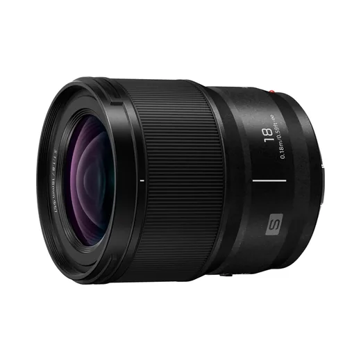 Panasonic Lumix S 18mm F1.8 lens